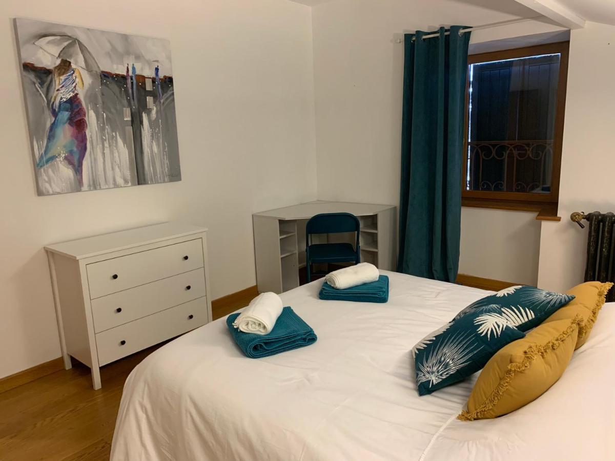 Domaine Des Pierres D Auvergne Flat Εξωτερικό φωτογραφία