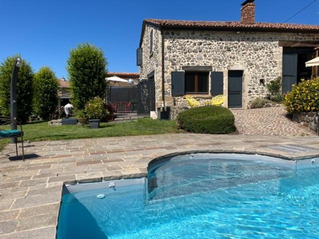Domaine Des Pierres D Auvergne Flat Εξωτερικό φωτογραφία